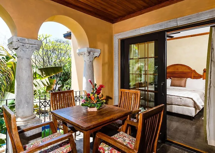Sunset Terrace Pool Condo, Steps To Langosta Holiday home Tamarindo